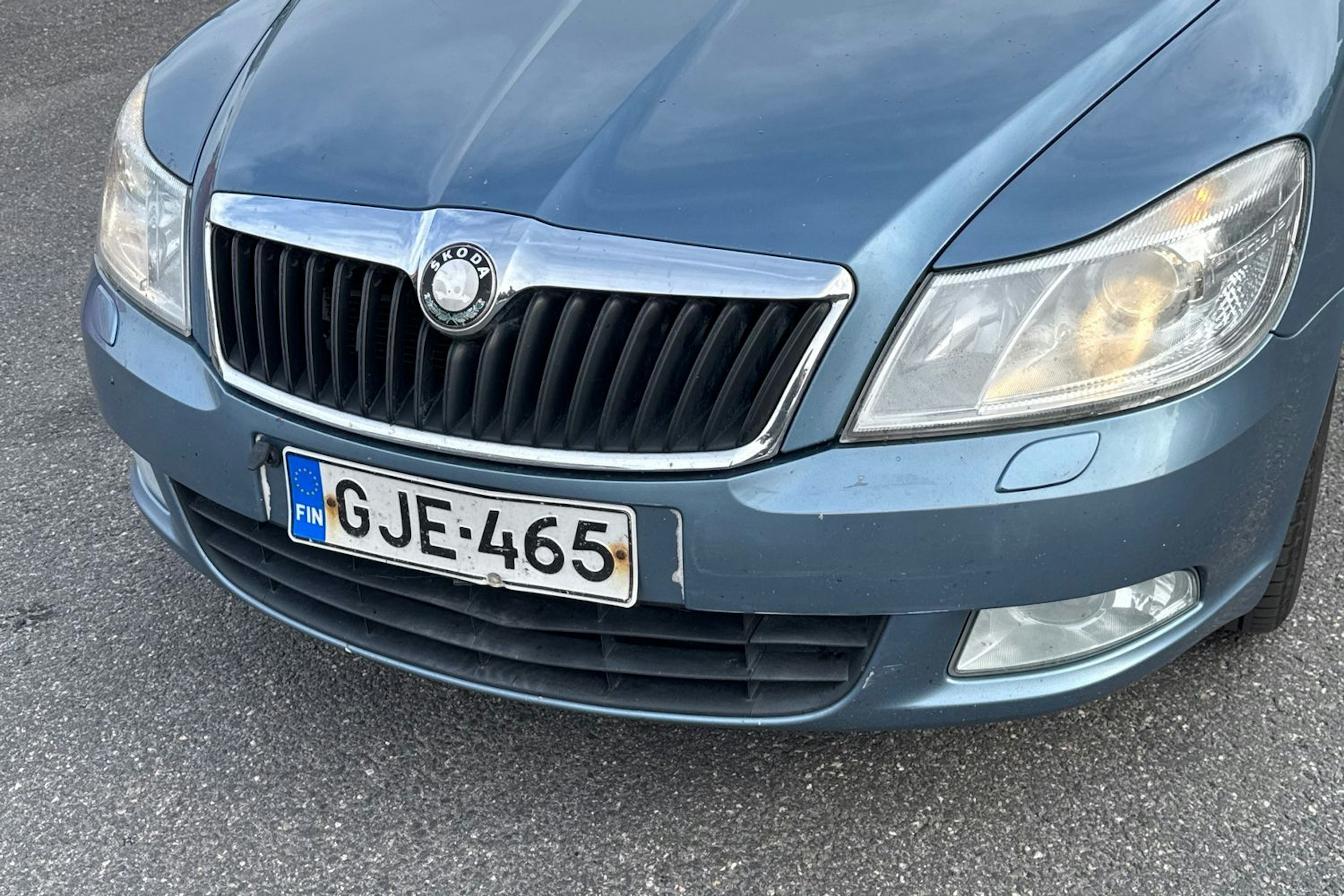 Harmaa Skoda OCTAVIA 2010 kuva 17.