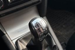 Harmaa Skoda OCTAVIA 2010 kuva 29.