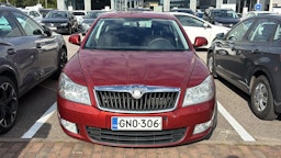 punainen Skoda Octavia 2010 kuva 2.