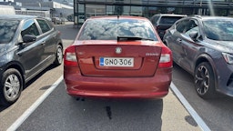 punainen Skoda Octavia 2010 kuva 5.