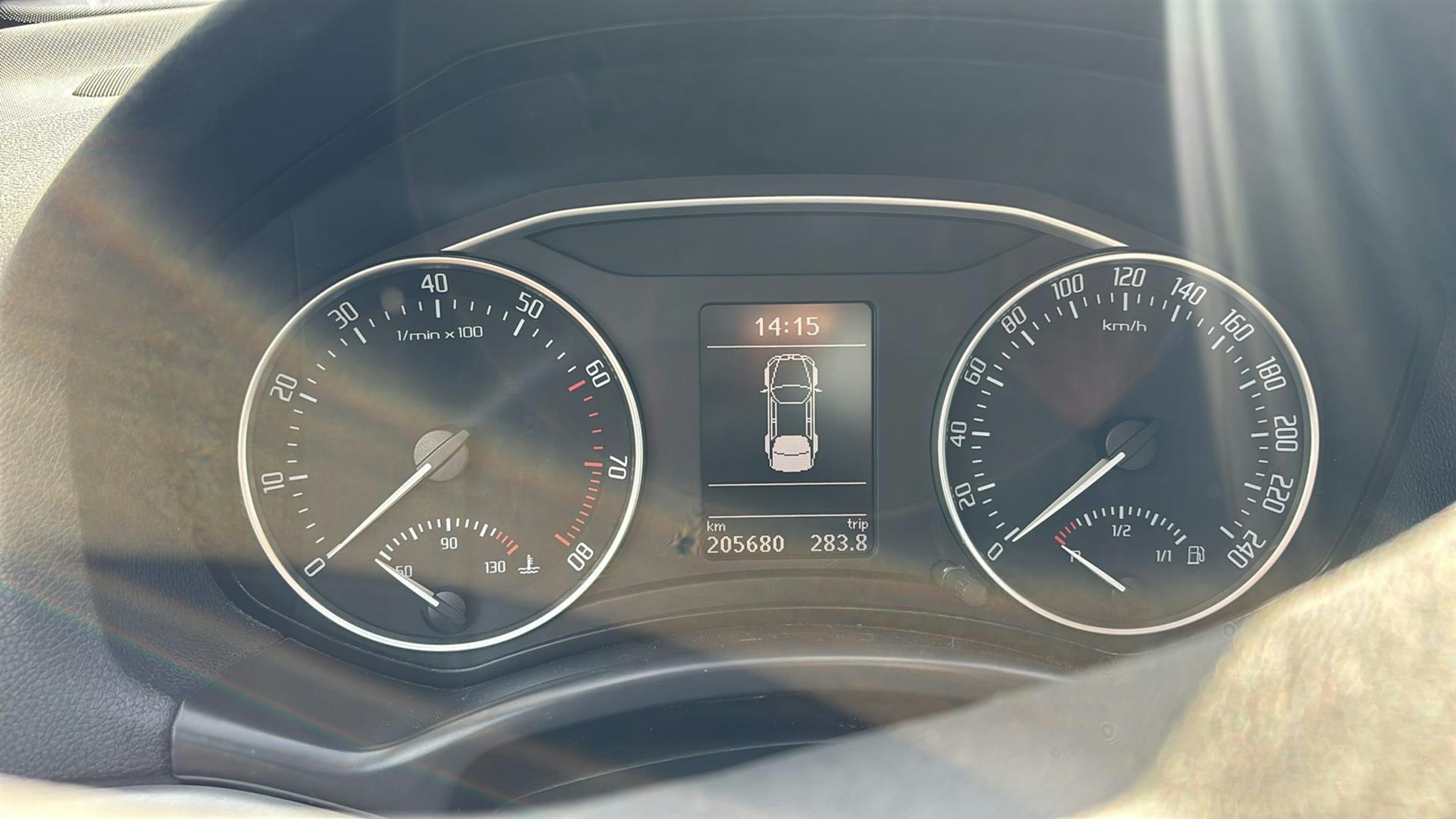 punainen Skoda Octavia 2010 kuva 9.