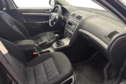 musta Skoda Octavia 2010 kuva 9.