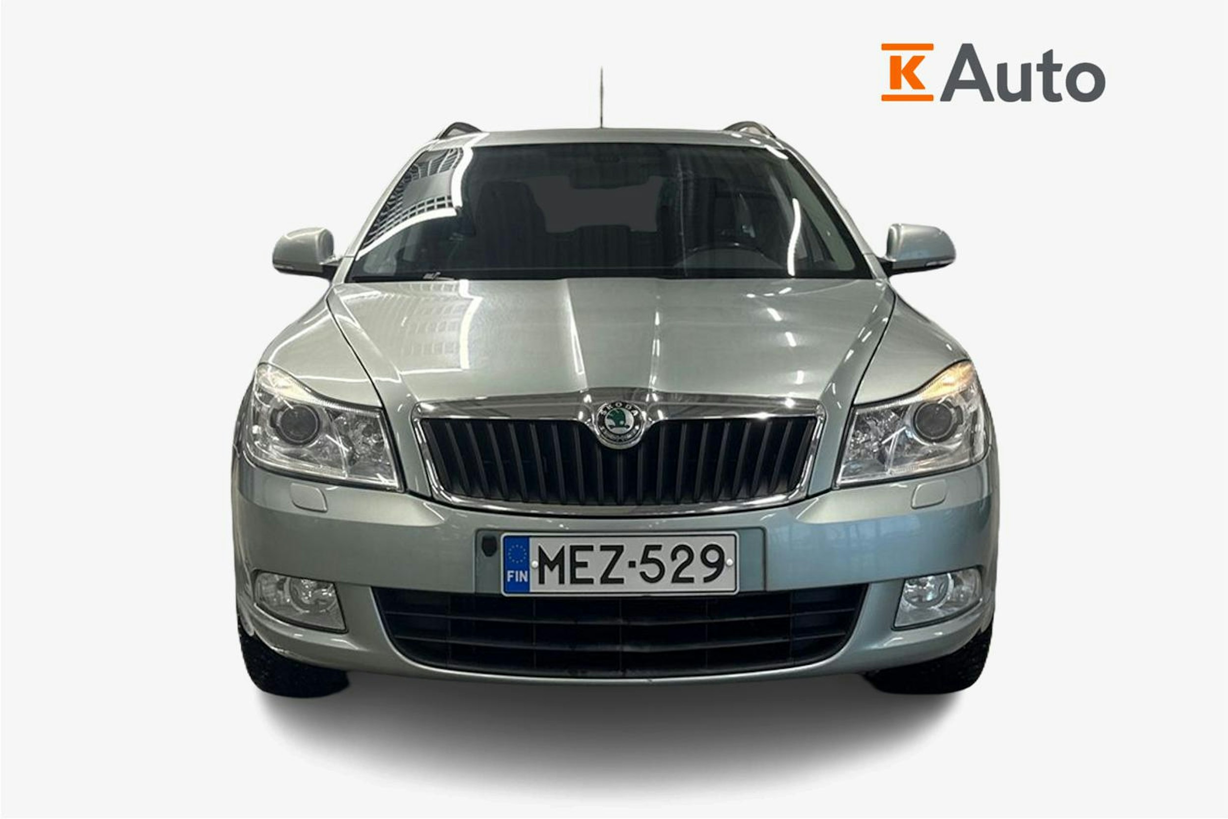 vihreä Skoda Octavia 2010 kuva 4.