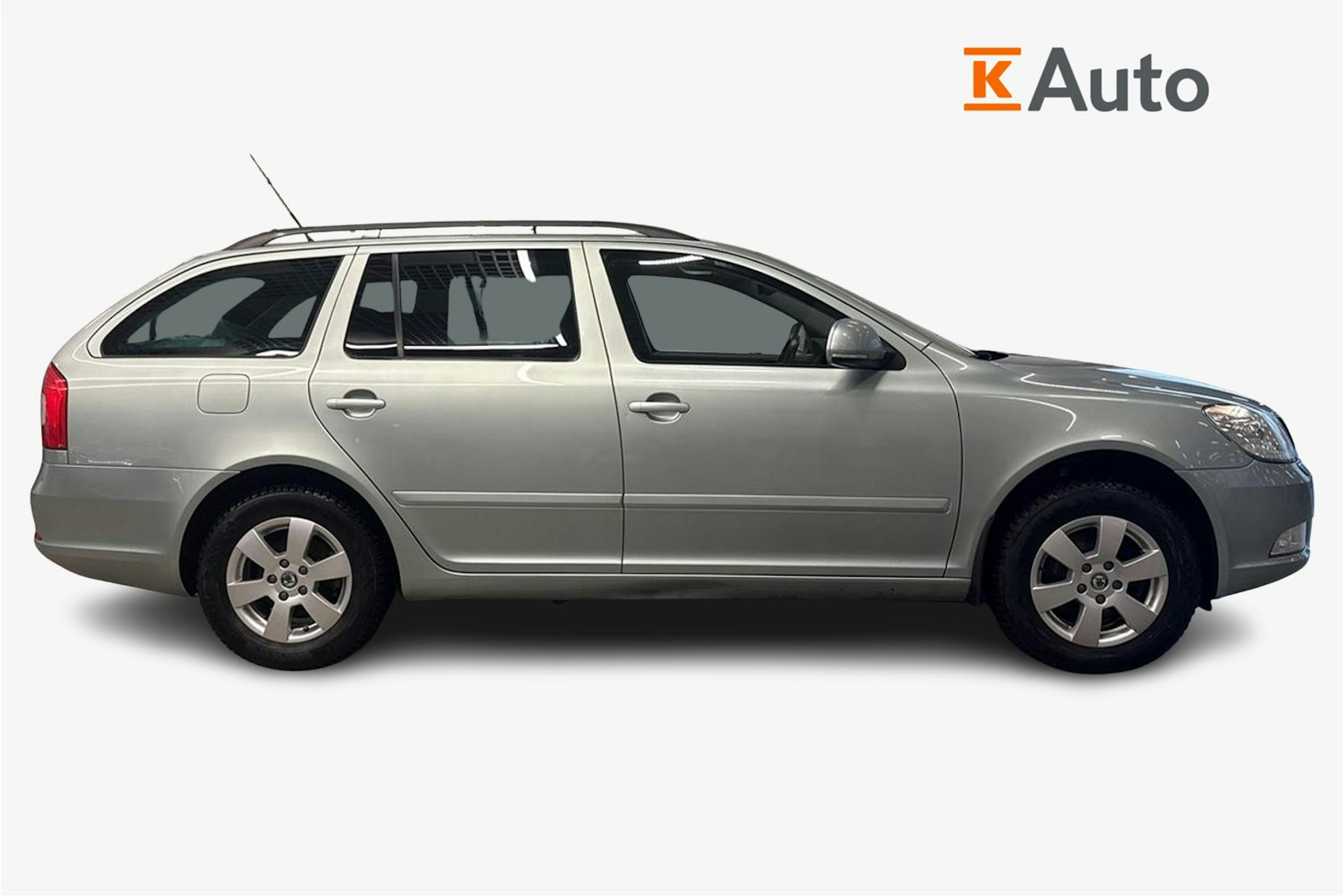 vihreä Skoda Octavia 2010 kuva 5.