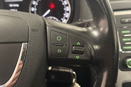 vihreä Skoda Octavia 2010 kuva 13.