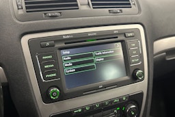 vihreä Skoda Octavia 2010 kuva 19.