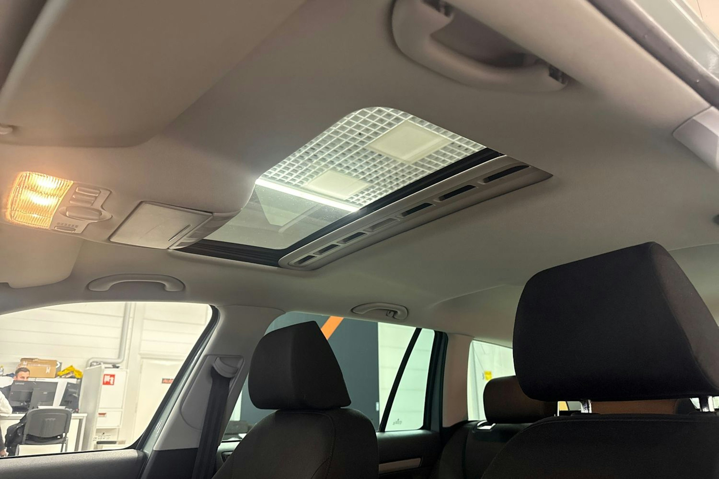 vihreä Skoda Octavia 2010 kuva 21.