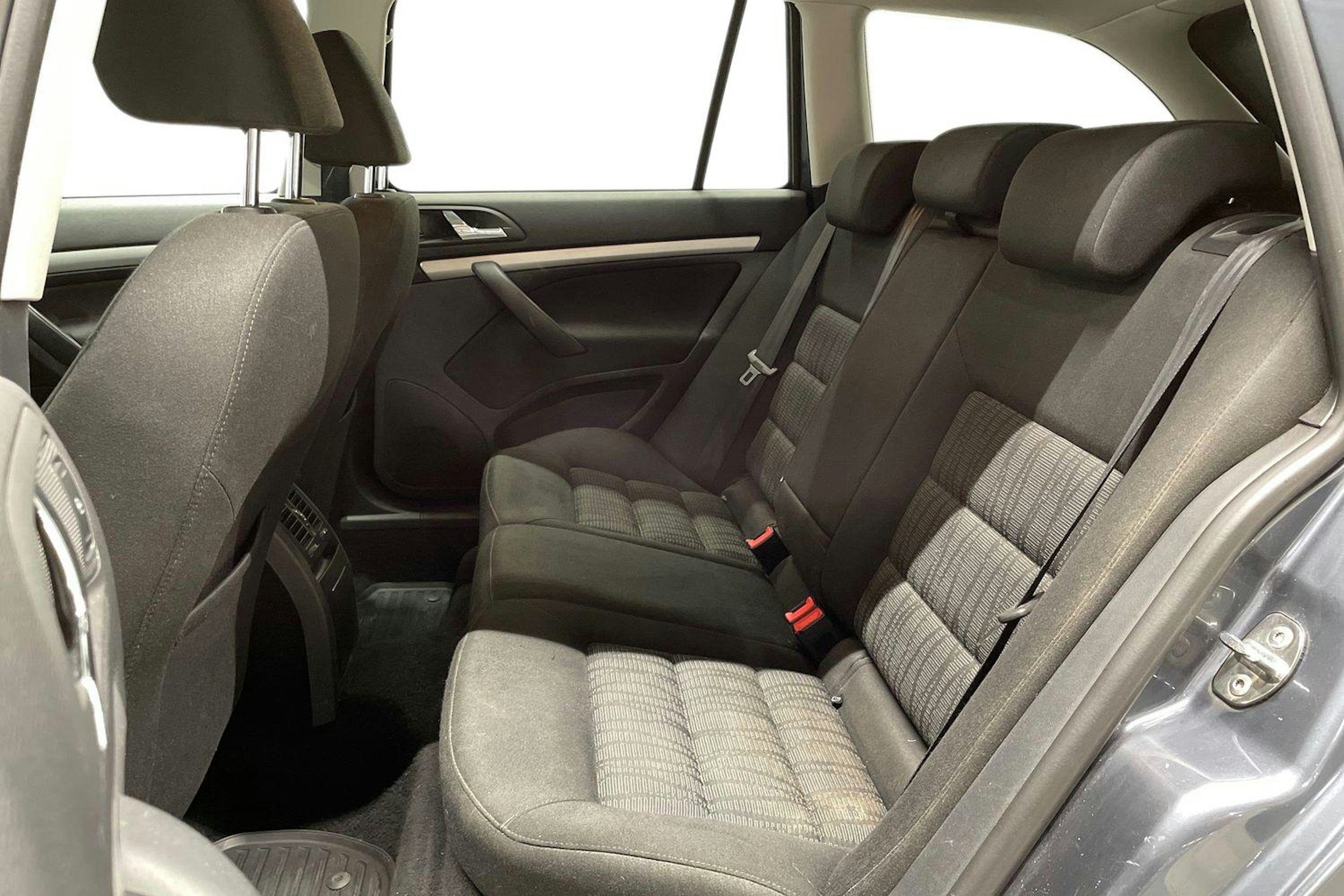 harmaa Skoda Octavia 2010 kuva 10.