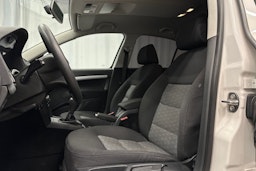 valkoinen Skoda Octavia 2010 kuva 15.