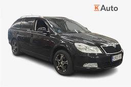 musta Skoda Octavia 2010 kuva 1.