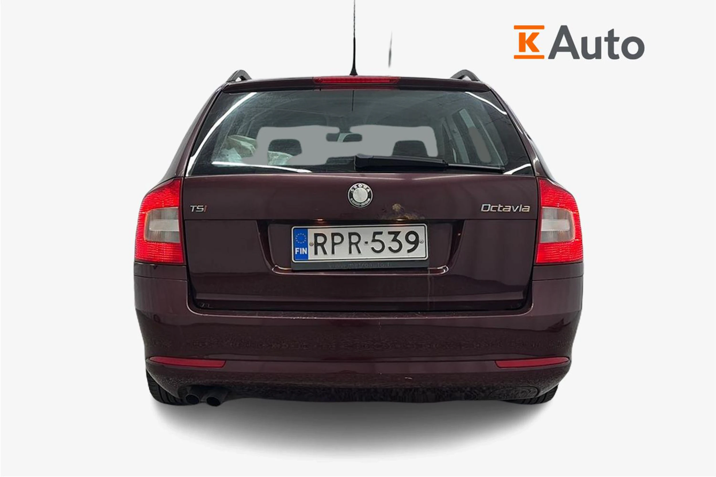 Punainen Skoda OCTAVIA 2010 kuva 3.