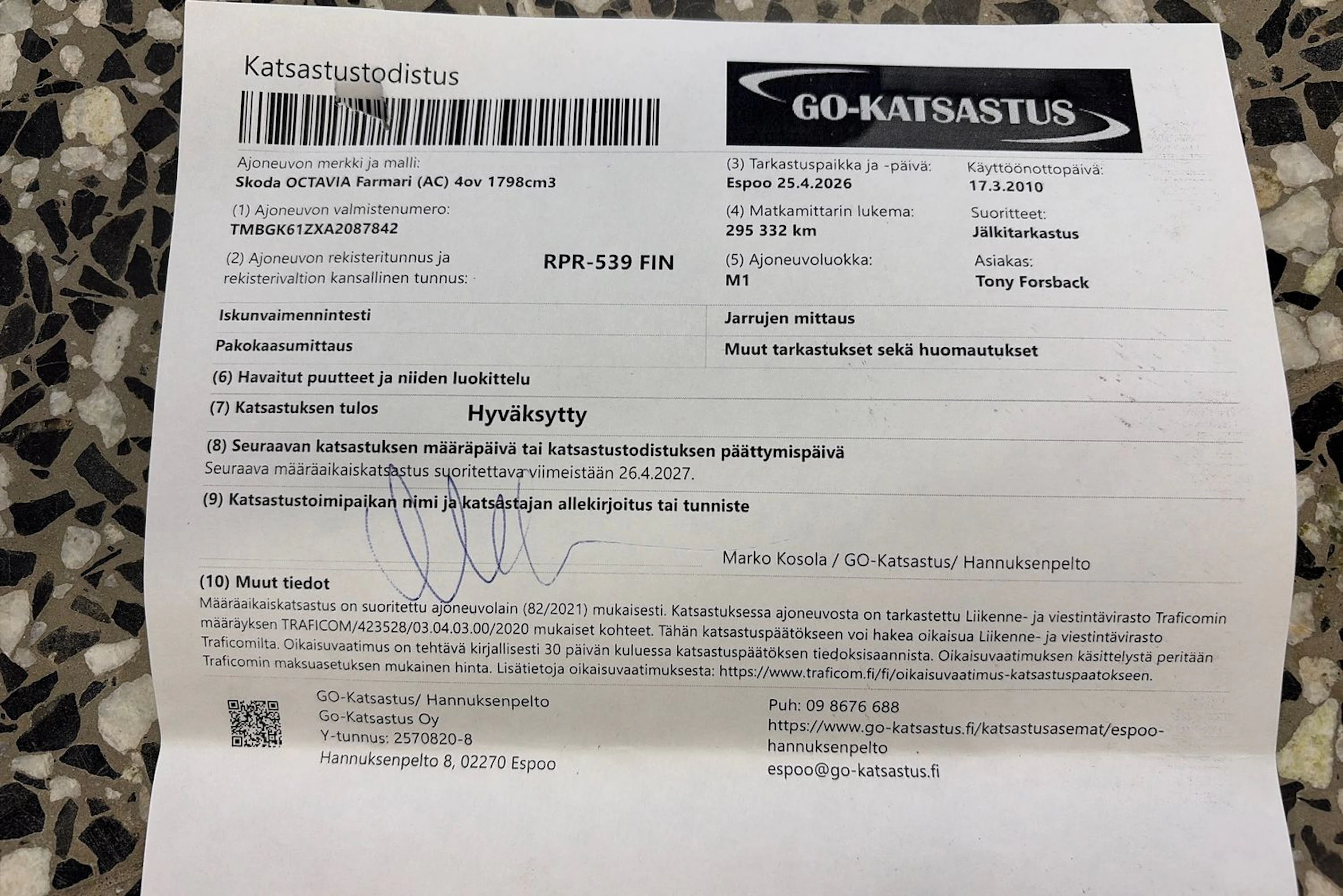 Punainen Skoda OCTAVIA 2010 kuva 35.