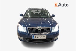 sininen Skoda Octavia 2010 kuva 4.