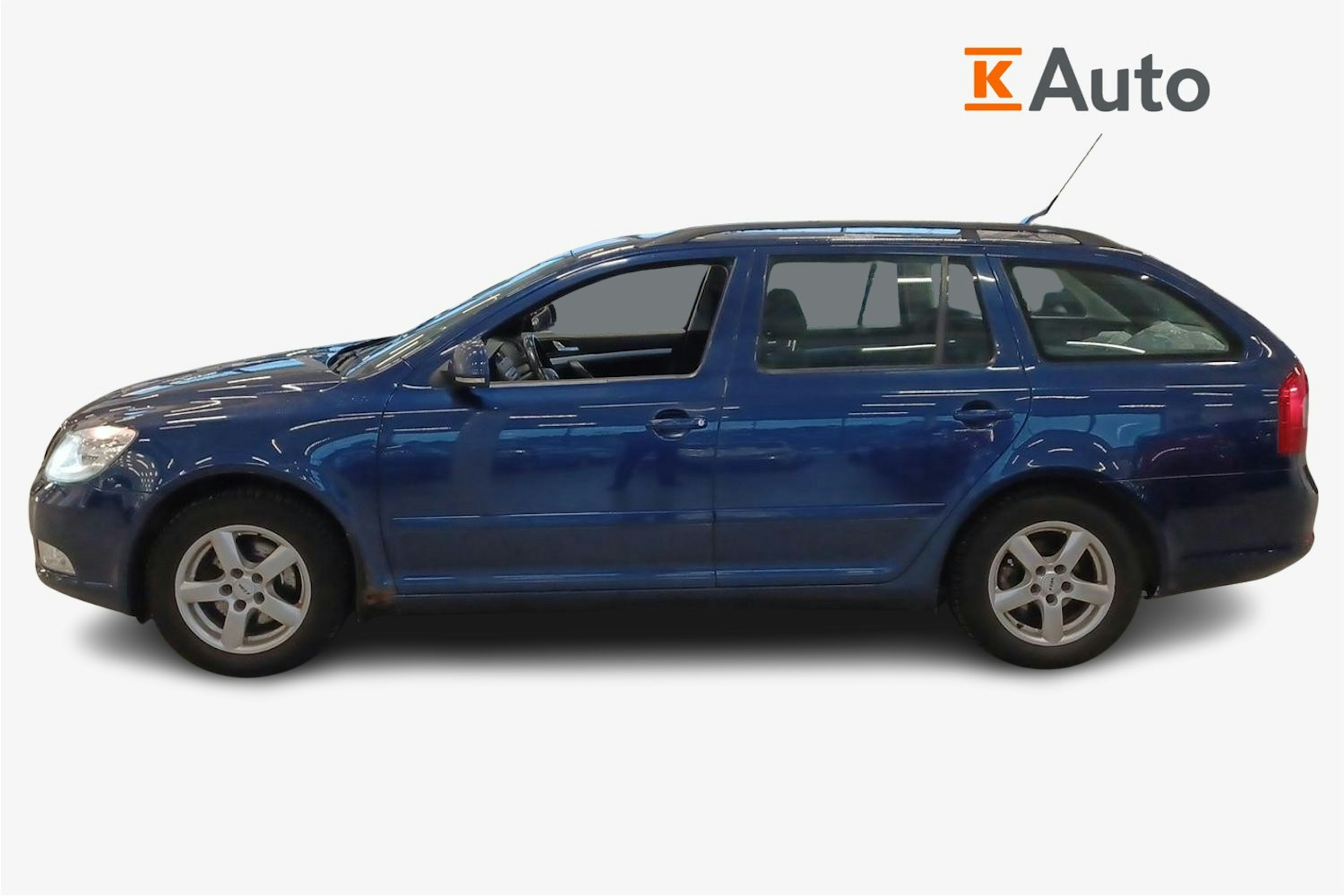 sininen Skoda Octavia 2010 kuva 5.