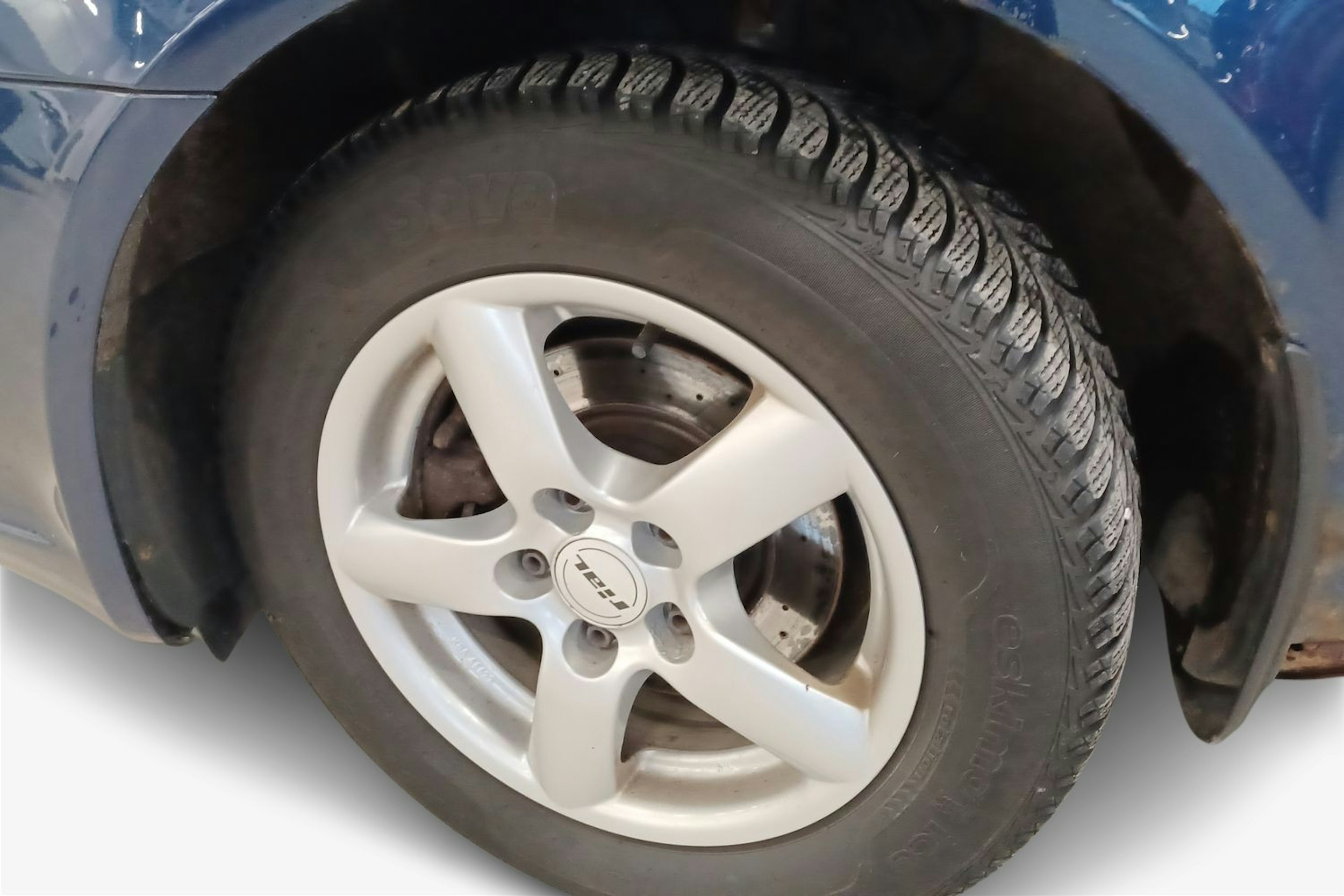 sininen Skoda Octavia 2010 kuva 9.