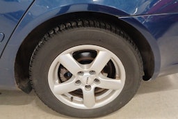 sininen Skoda Octavia 2010 kuva 10.