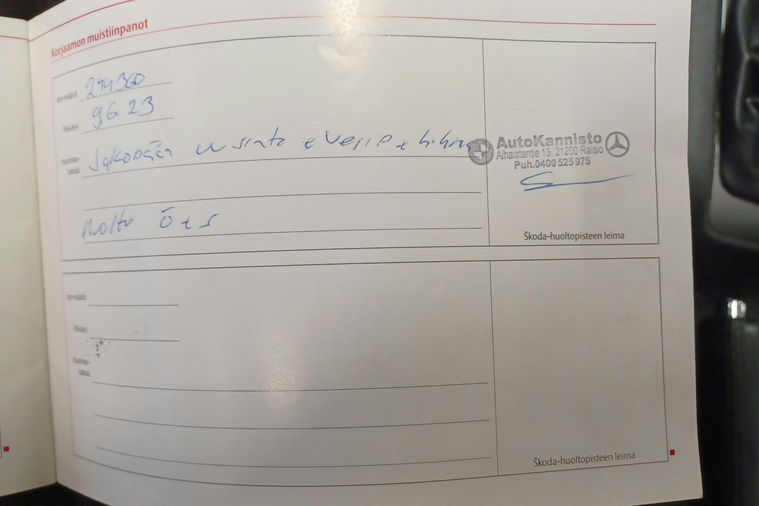 sininen Skoda Octavia 2010 kuva 18.