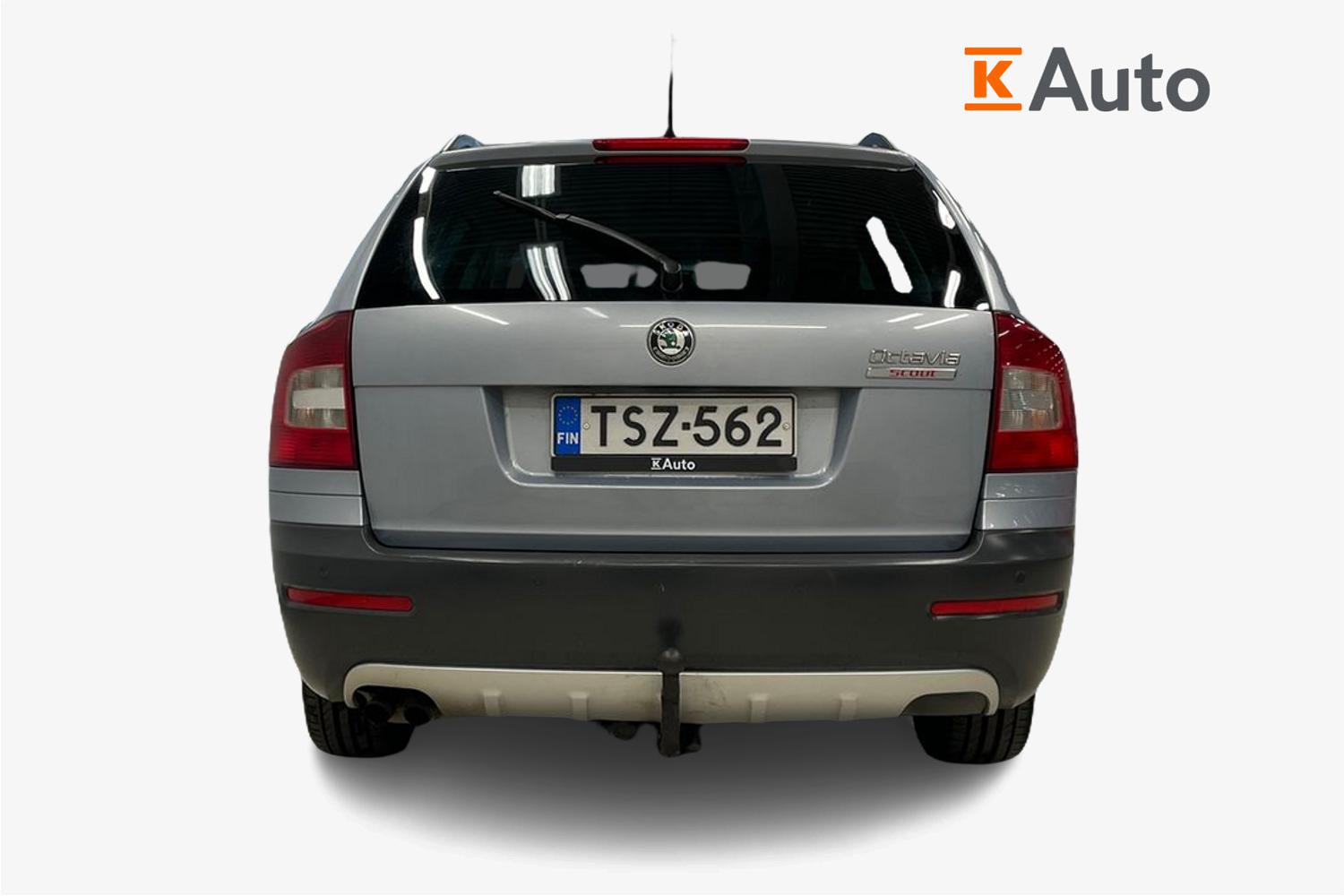 Skoda Octavia Combi 1,8 TSI 4X4 Scout 2010, kuva 3/22