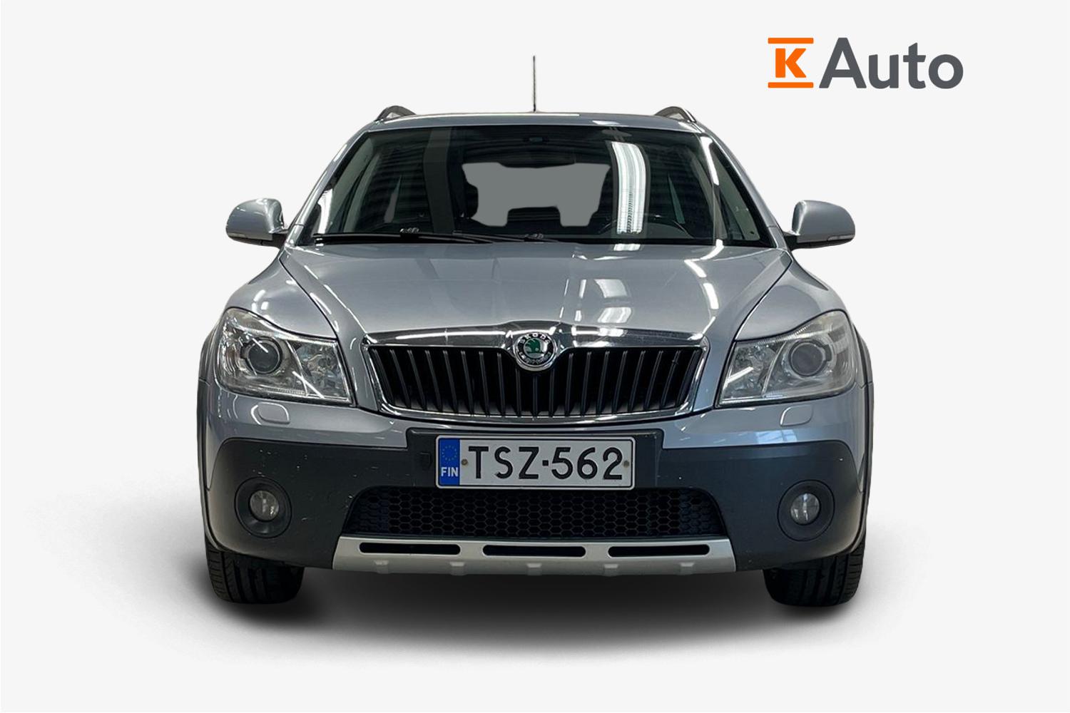 Skoda Octavia Combi 1,8 TSI 4X4 Scout 2010, kuva 4/22