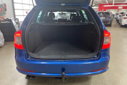 Sininen Skoda OCTAVIA 2010 kuva 16.