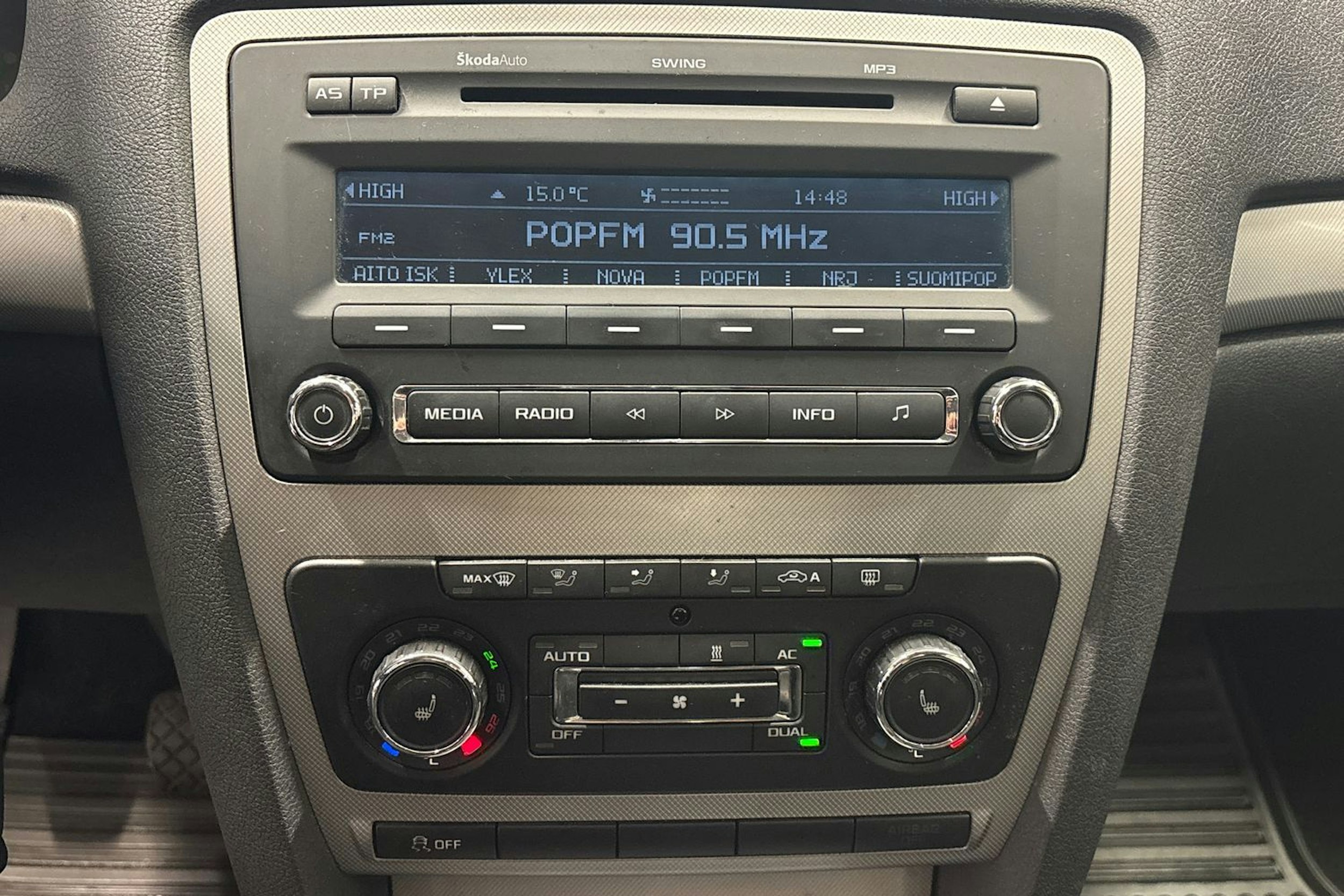 Sininen Skoda OCTAVIA 2011 kuva 15.