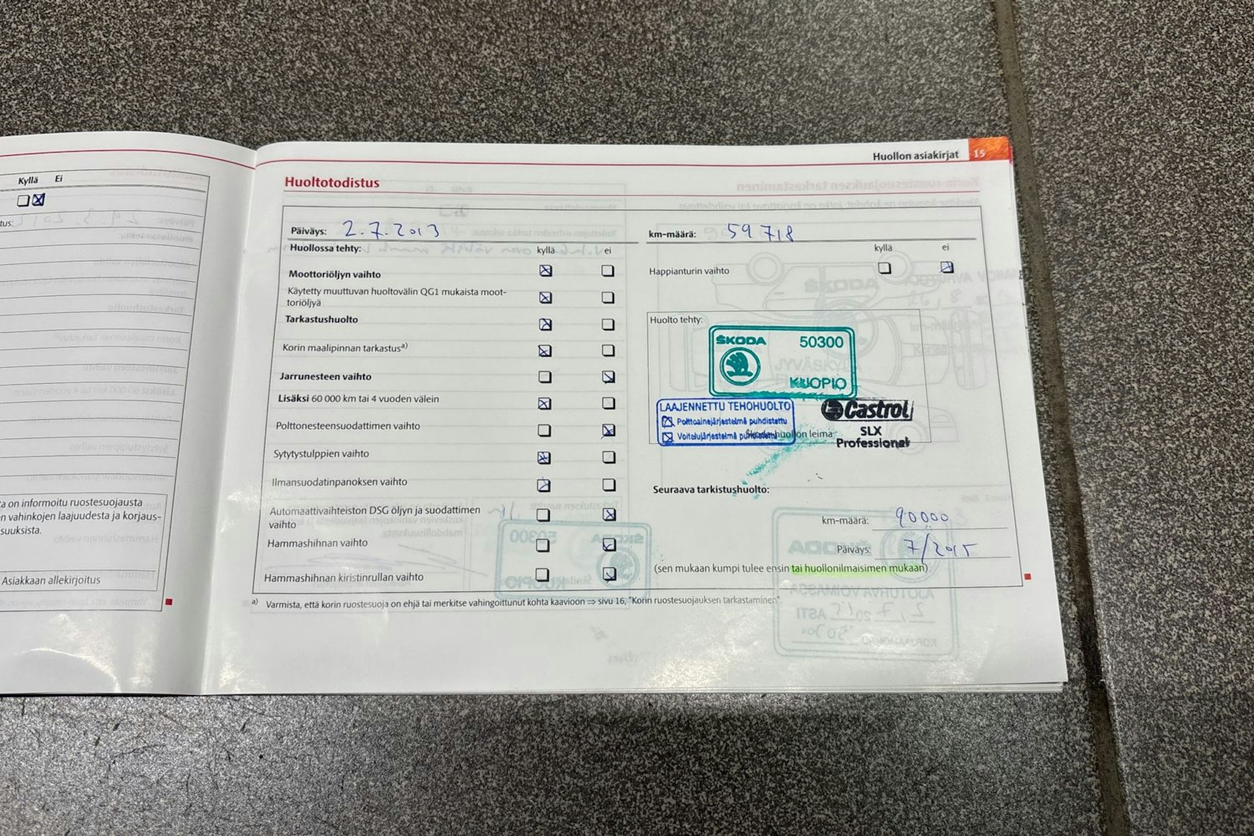 Sininen Skoda OCTAVIA 2011 kuva 20.