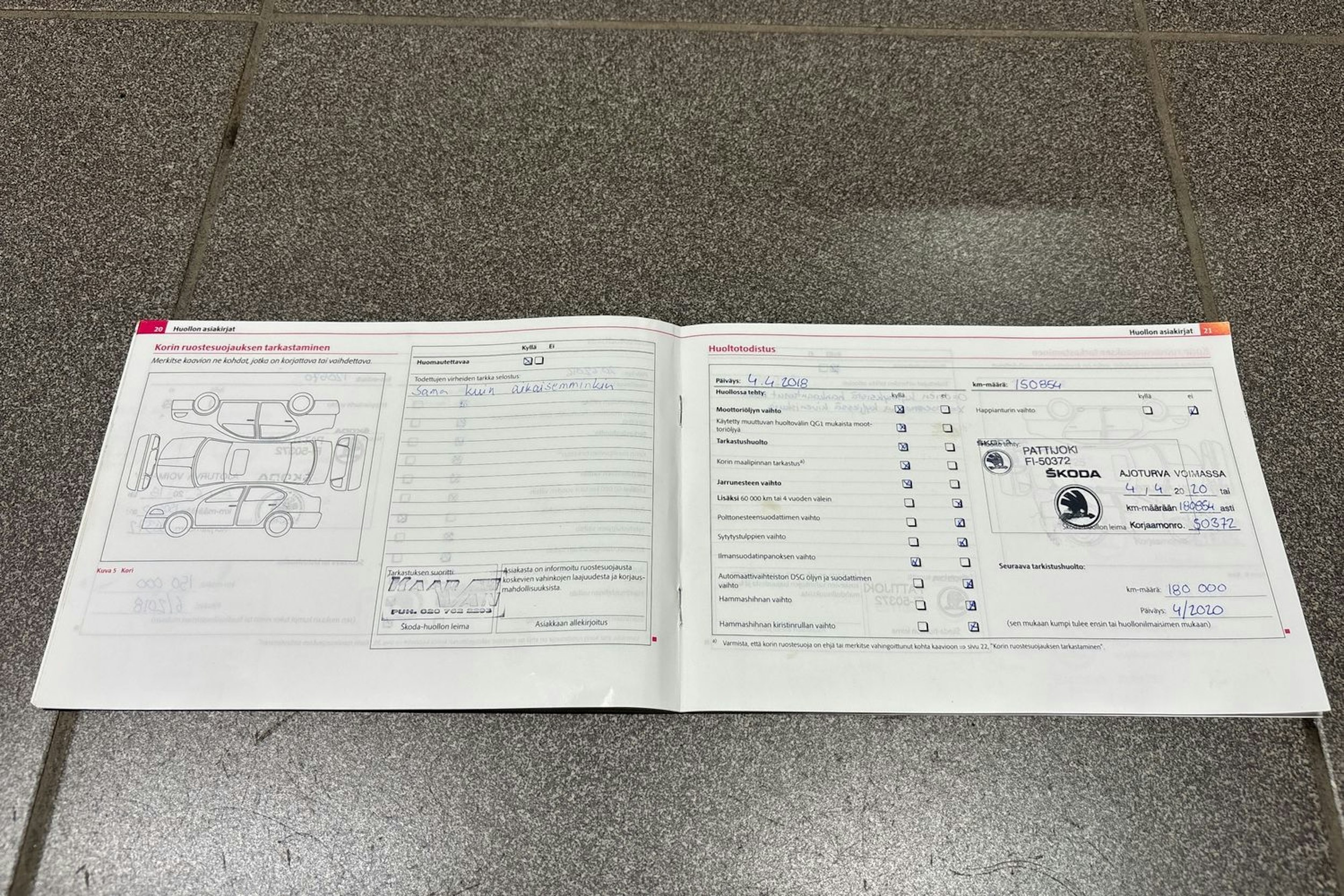 Sininen Skoda OCTAVIA 2011 kuva 23.