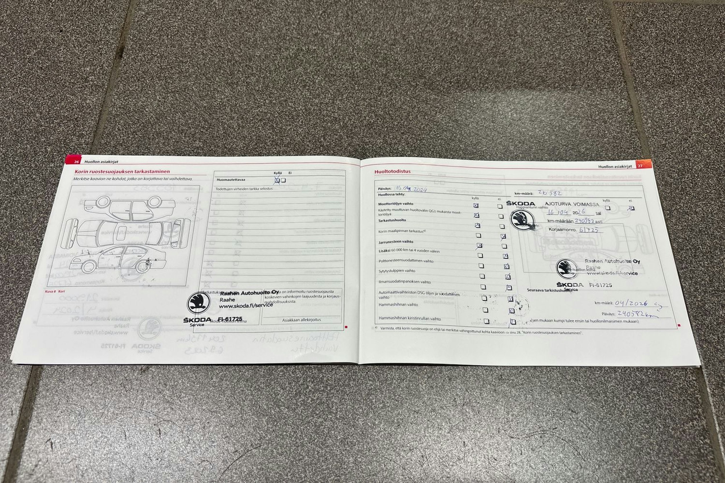 Sininen Skoda OCTAVIA 2011 kuva 26.
