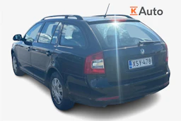 Musta Skoda OCTAVIA 2010 kuva 2.