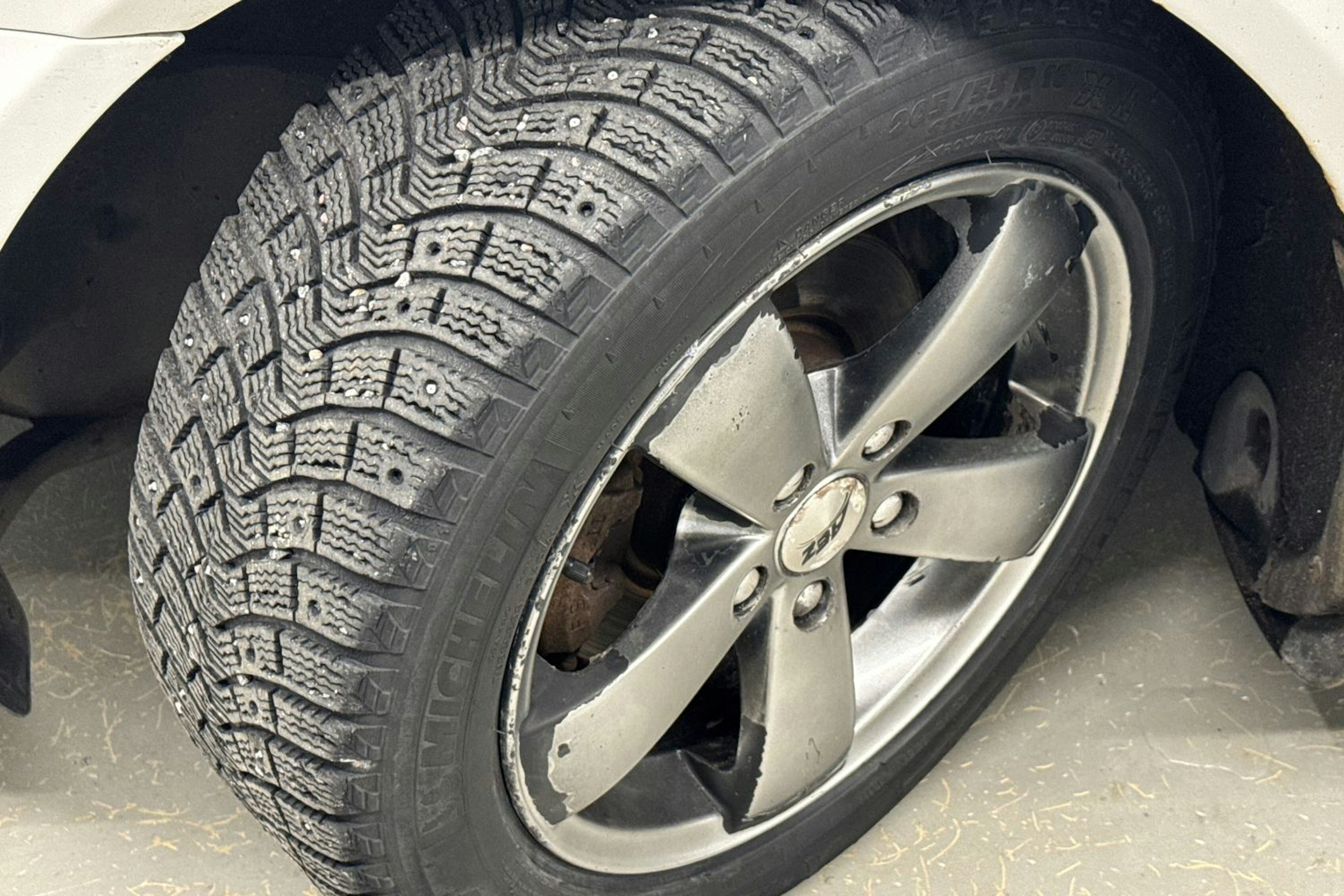 valkoinen Skoda Octavia 2010 kuva 11.