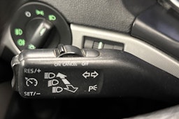 valkoinen Skoda Octavia 2010 kuva 18.