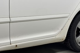 valkoinen Skoda Octavia 2010 kuva 27.