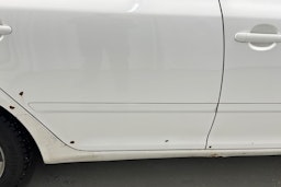 valkoinen Skoda Octavia 2010 kuva 30.