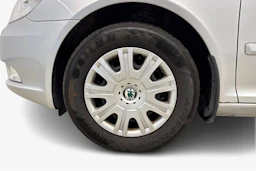 hopea Skoda Octavia 2011 kuva 9.