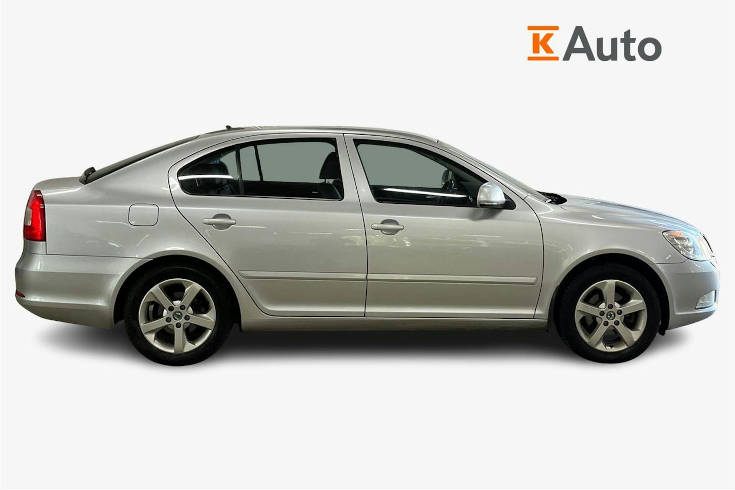Hopea Skoda OCTAVIA 2011 kuva 5.