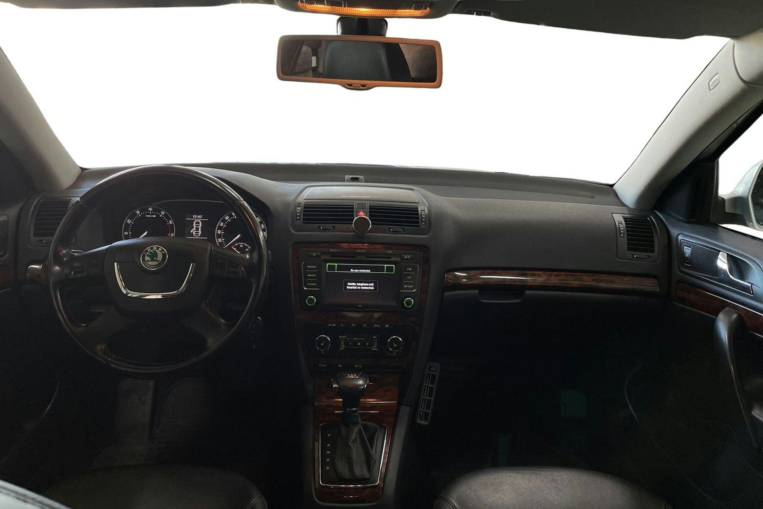 Hopea Skoda OCTAVIA 2011 kuva 7.