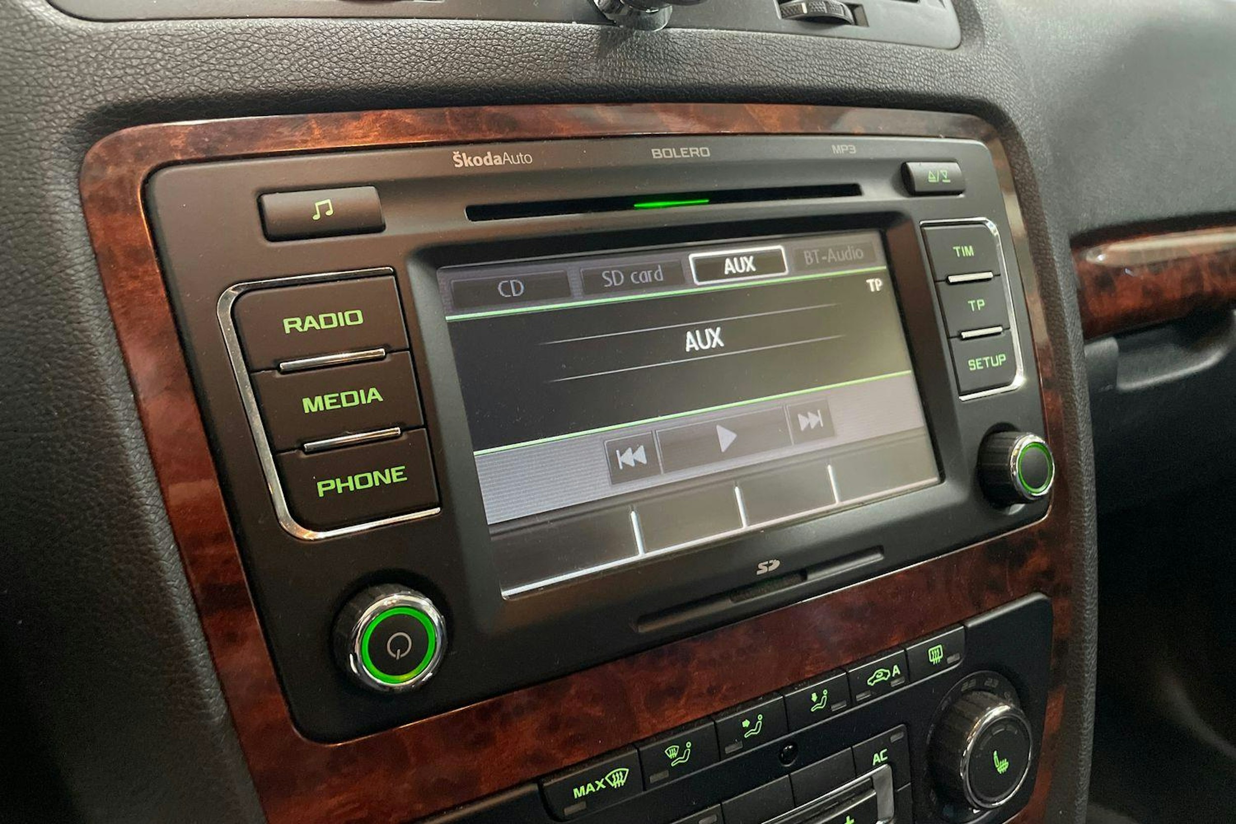 Hopea Skoda OCTAVIA 2011 kuva 13.