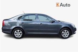 met. harmaa Skoda Octavia 2011 kuva 6.