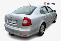 Hopea Skoda OCTAVIA 2011 kuva 2.