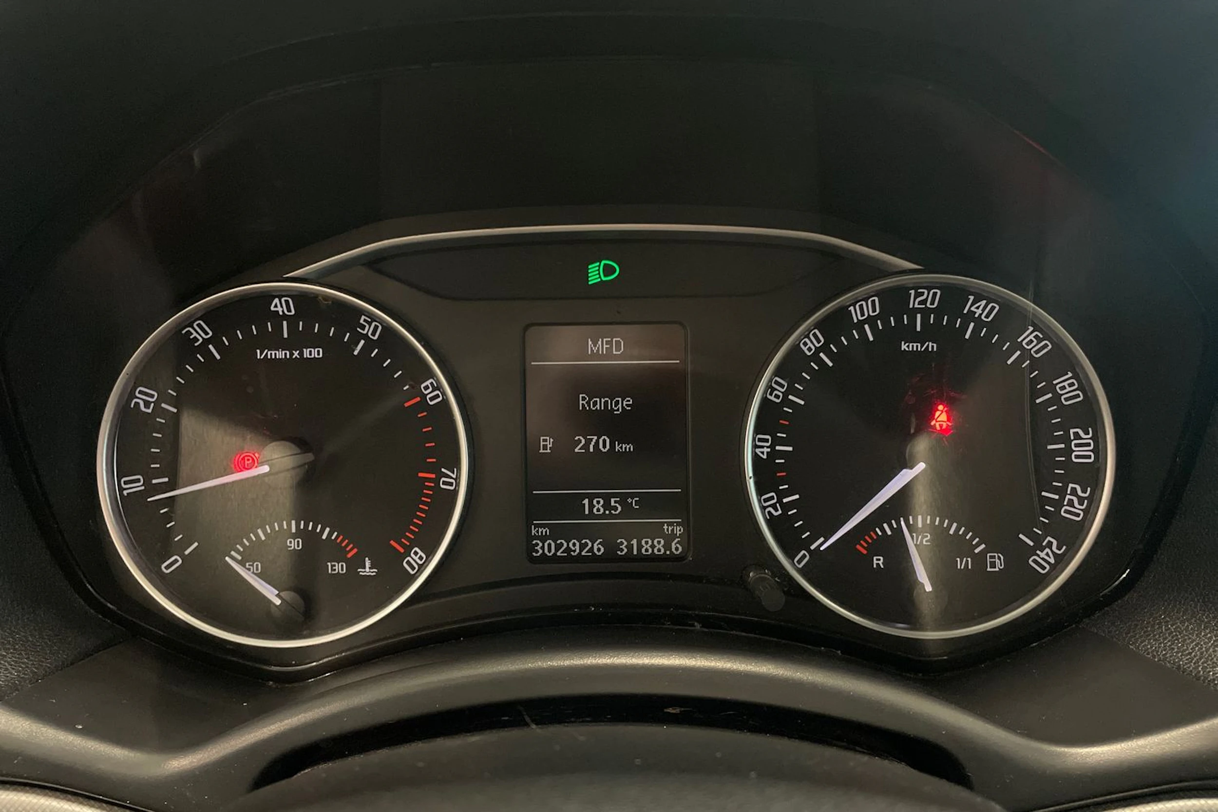 musta Skoda Octavia 2012 kuva 17.