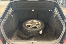 musta Skoda Octavia 2012 kuva 28.