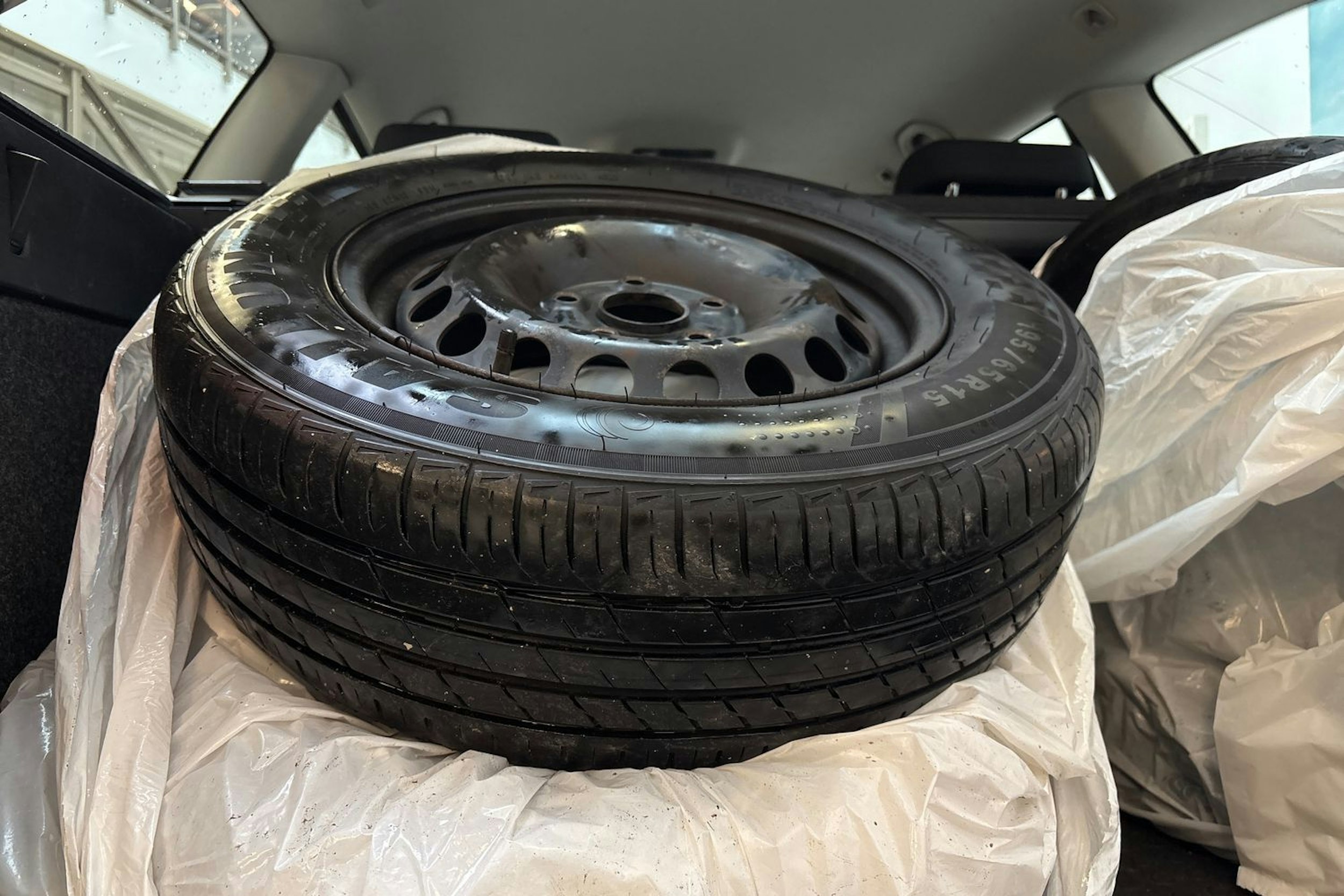 Sininen Skoda OCTAVIA 2012 kuva 14.