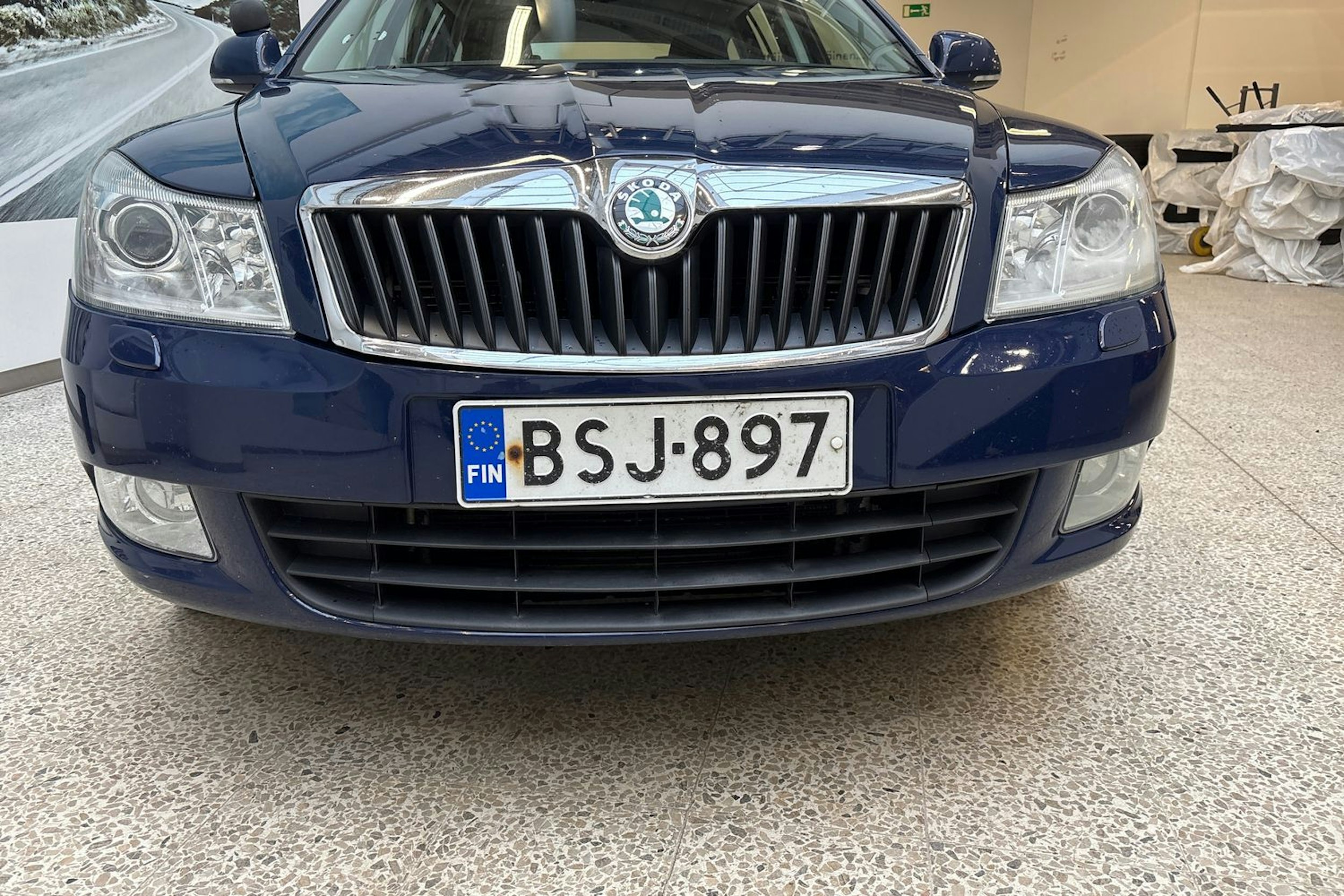 Sininen Skoda OCTAVIA 2012 kuva 21.