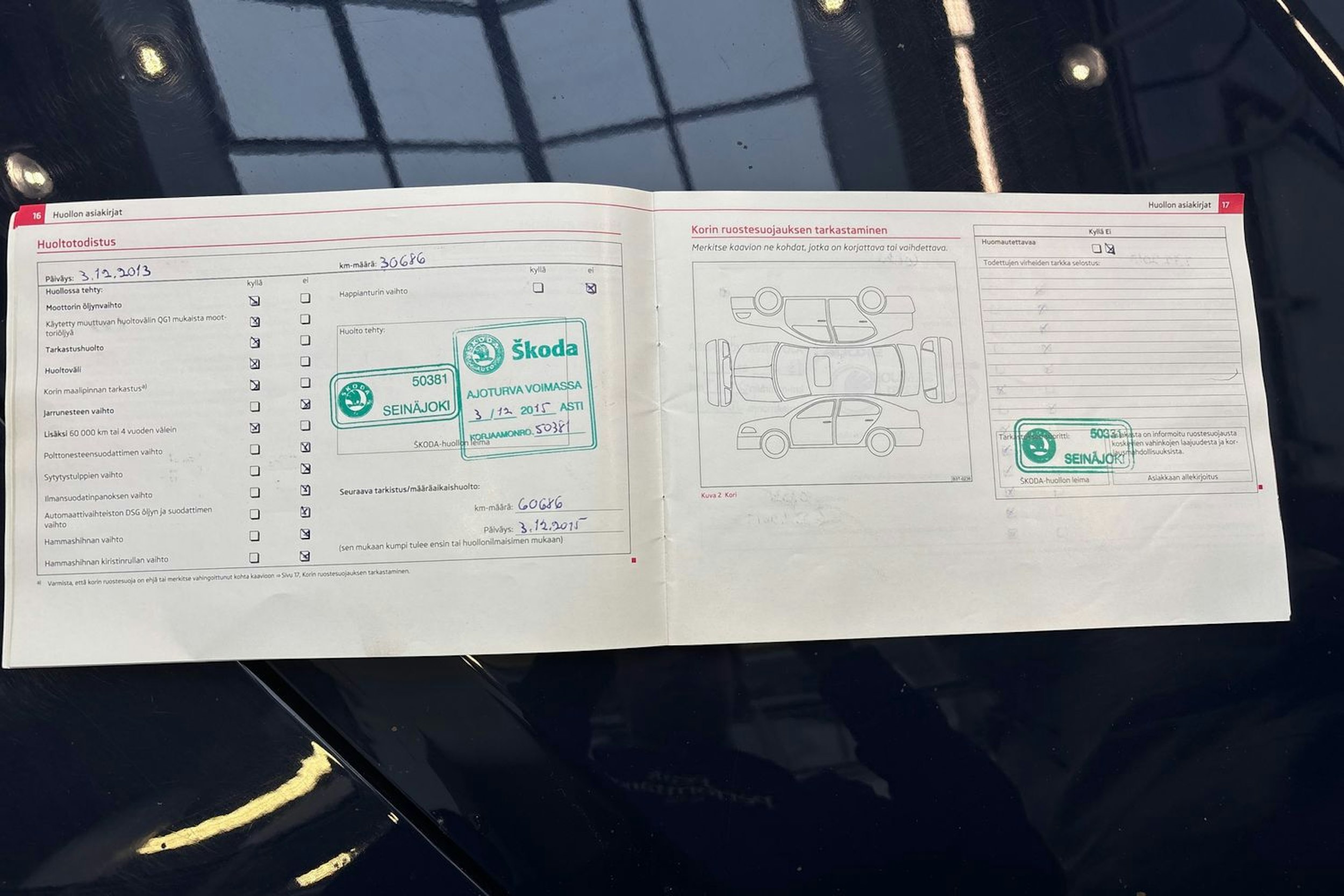 Sininen Skoda OCTAVIA 2012 kuva 33.