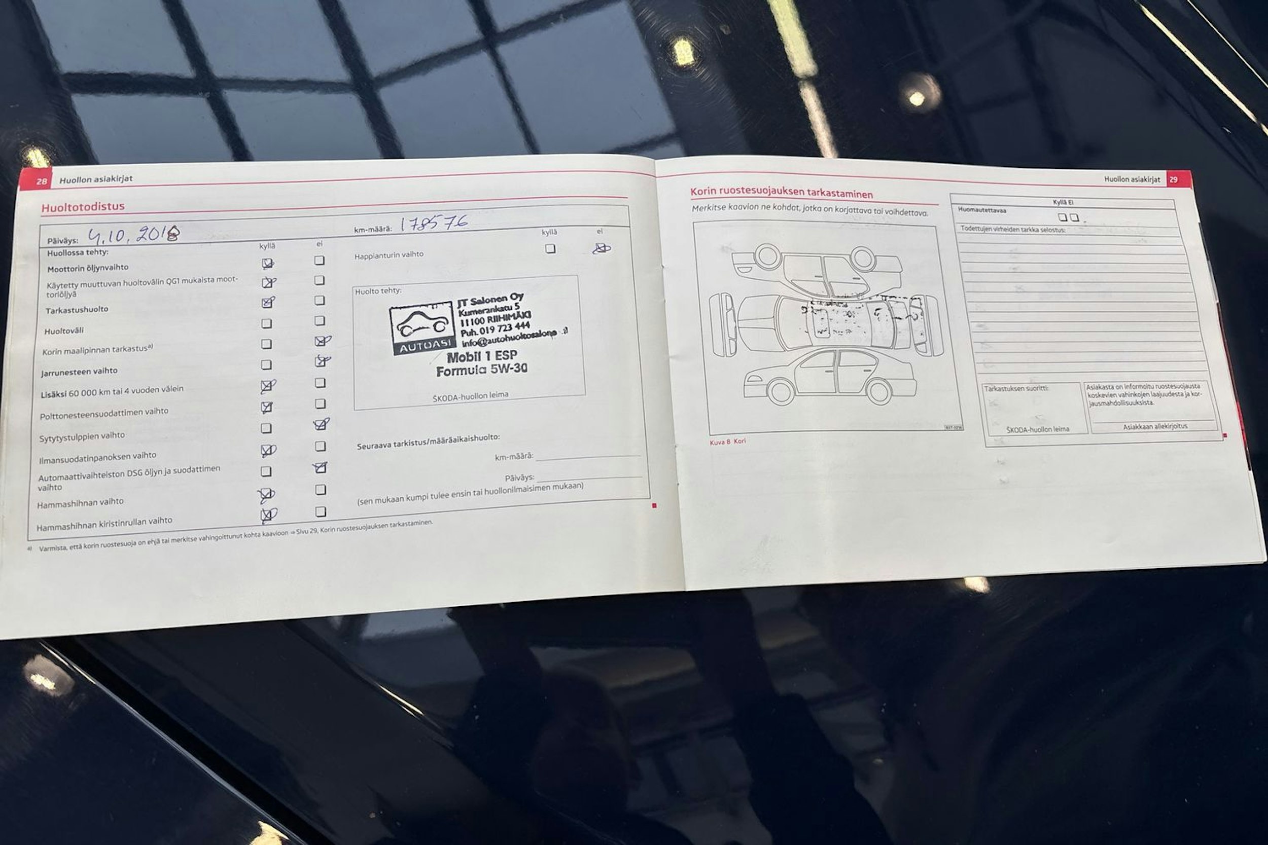 Sininen Skoda OCTAVIA 2012 kuva 39.