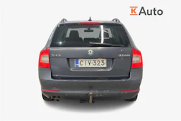 harmaa Skoda Octavia 2012 kuva 3.