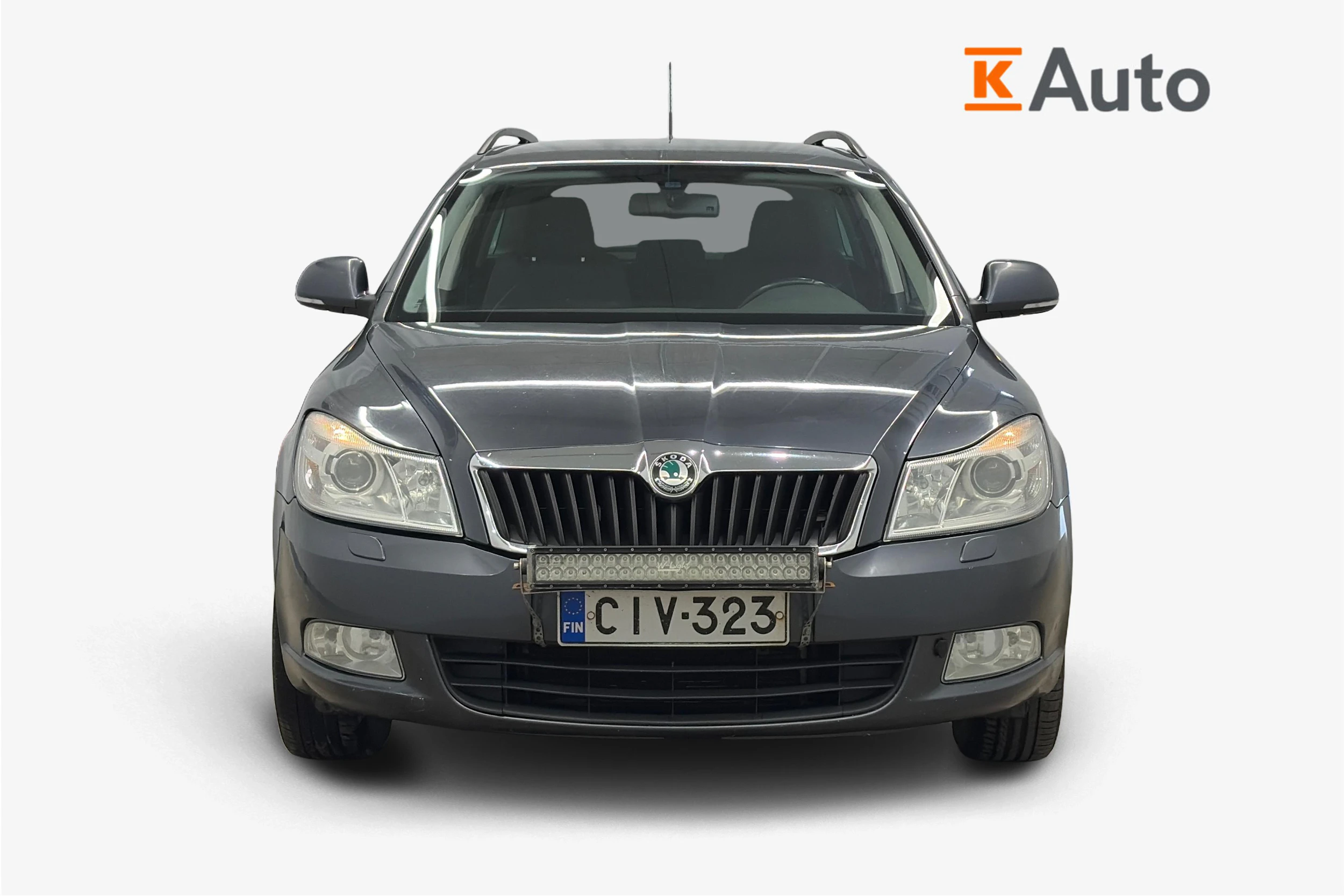 harmaa Skoda Octavia 2012 kuva 4.