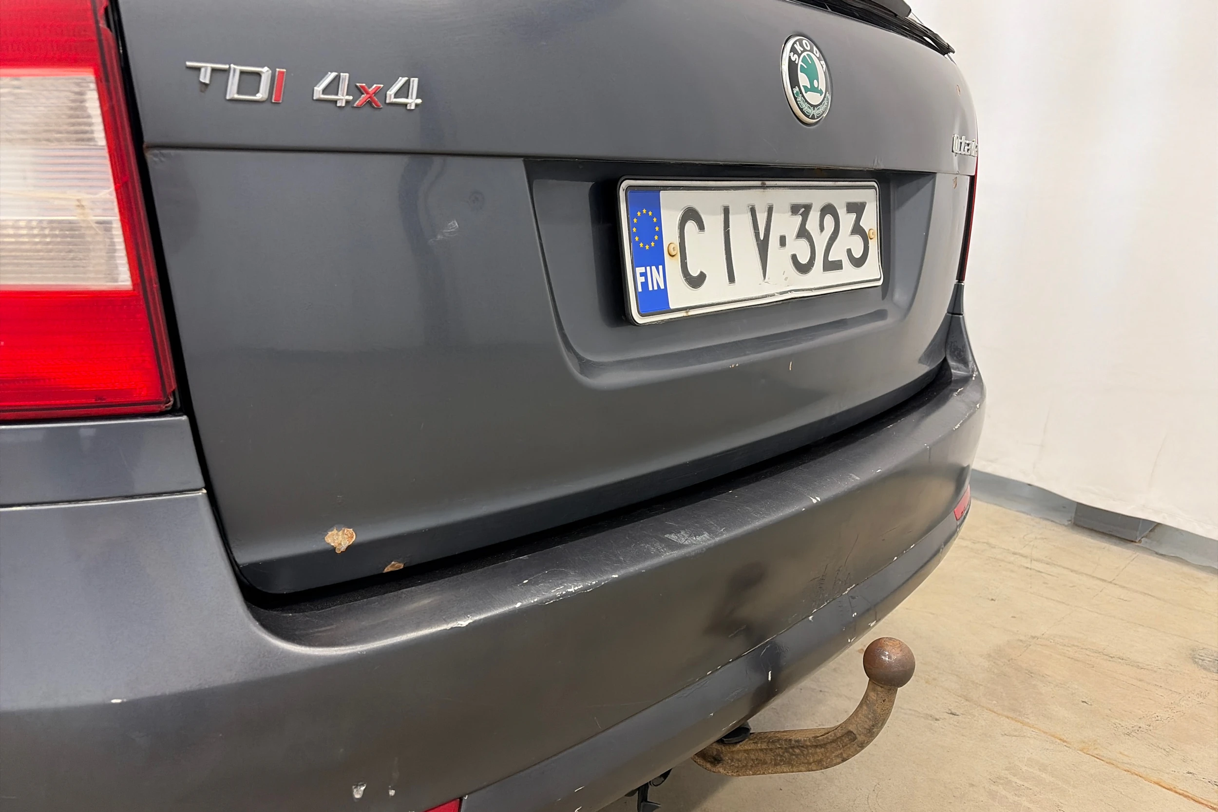 harmaa Skoda Octavia 2012 kuva 22.