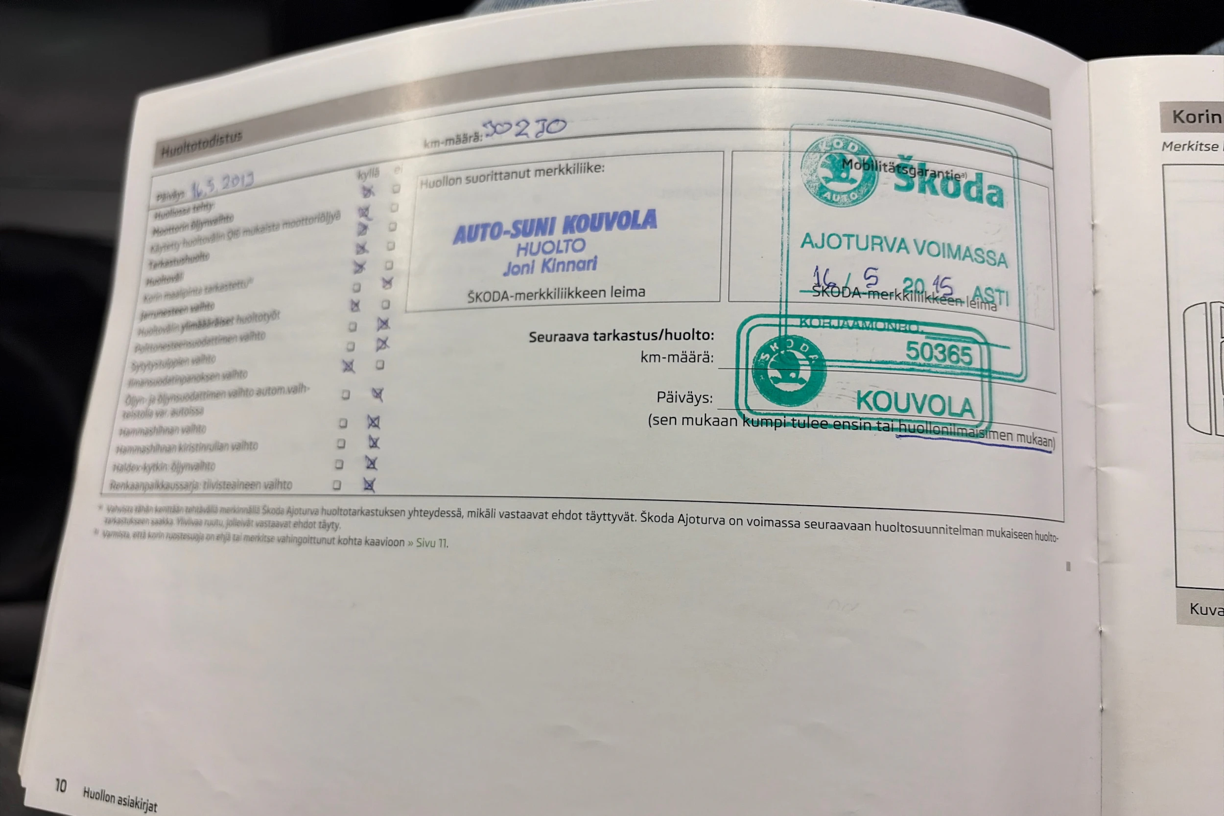 harmaa Skoda Octavia 2012 kuva 25.