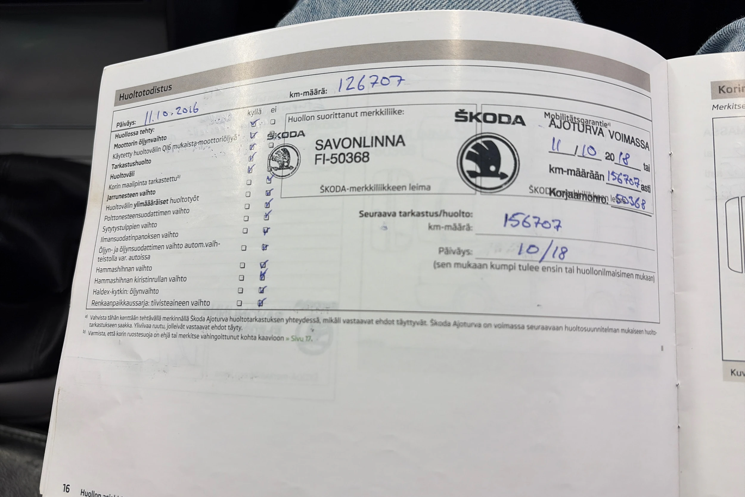 harmaa Skoda Octavia 2012 kuva 28.